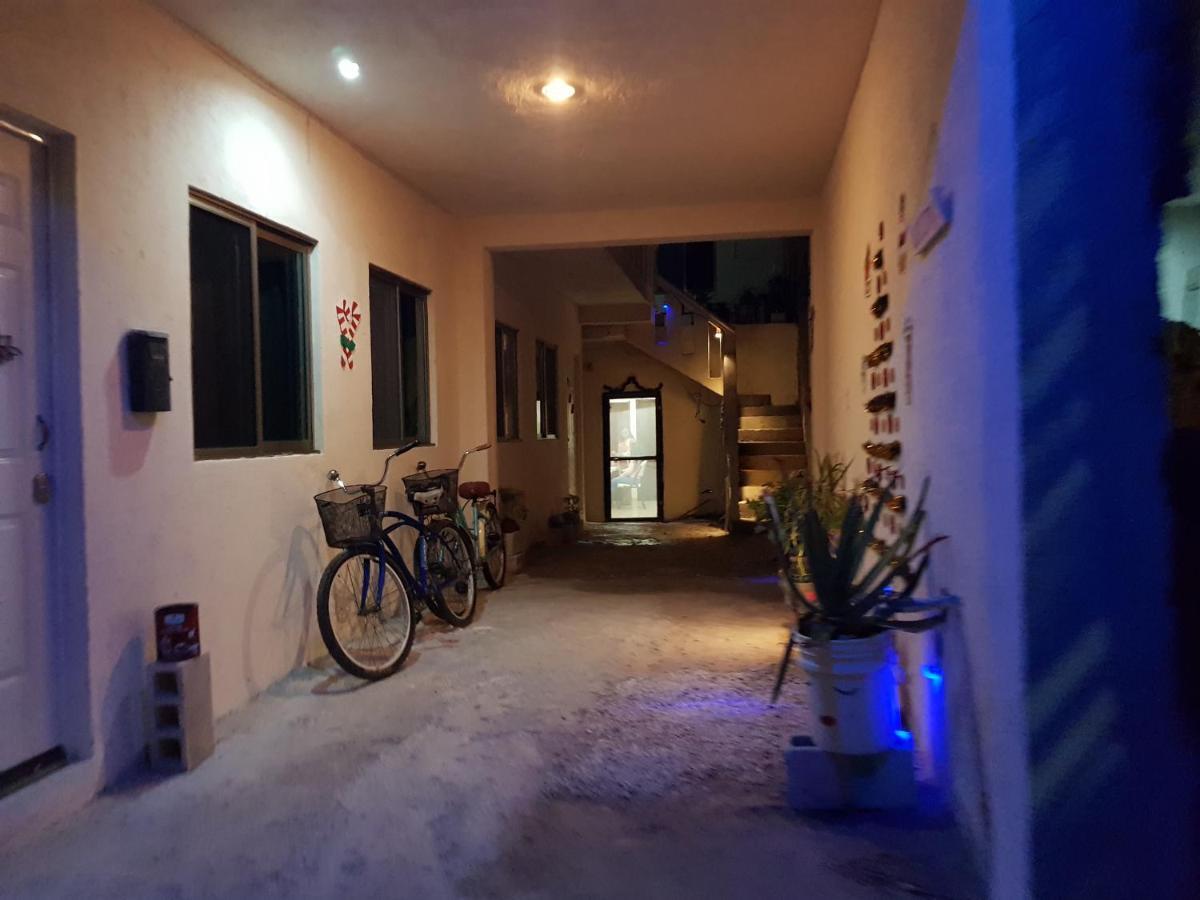 Auberge de jeunesse El Padrino à Akumal Extérieur photo