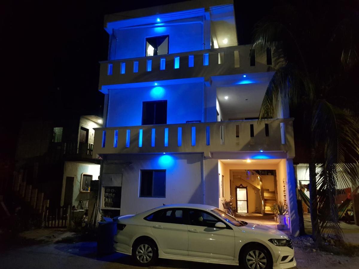 Auberge de jeunesse El Padrino à Akumal Extérieur photo